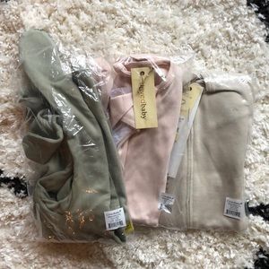lot of 3 BNWT! LovedBaby ORGANIC COTTON zipper footies, size 12-18 months